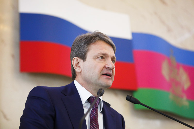 На последней сессии ЗСК Губернатор поблагодарил депутатов за работу