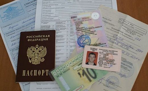 Мигрантов ограничат в водительских правах