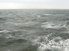 Экипаж затонувшего в Азовском море буксира спасен