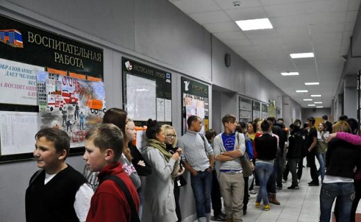 Талантливых школьников края отметили дипломами и денежными премиями