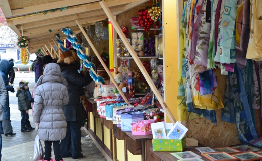 Рождественская ярмарка на Театральной площади города Рождественская ярмарка на Театральной площади города