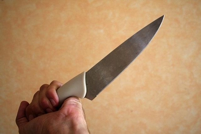 В Сочи мужчина из ревности едва не убил соперника