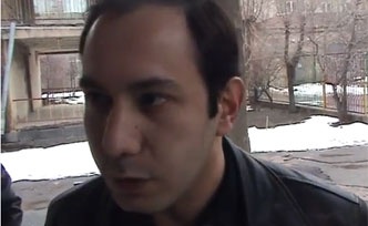 Армянский избиратель,  съел свой бюллетень на выборах президента