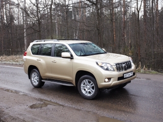 Первая дальневосточная партия Land Cruiser Prado отправлена в Москву