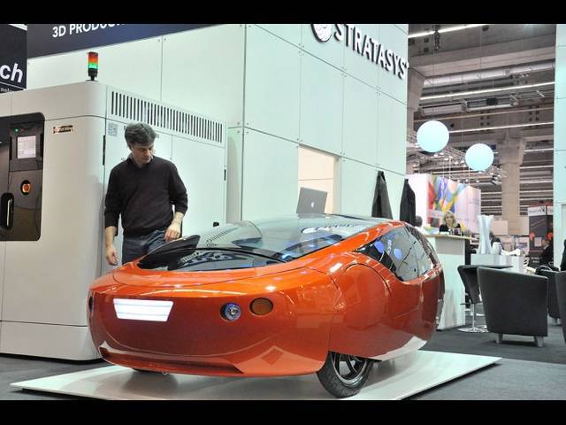 Первый автомобиль, напечатанный на 3D-принтере - Urbee 2