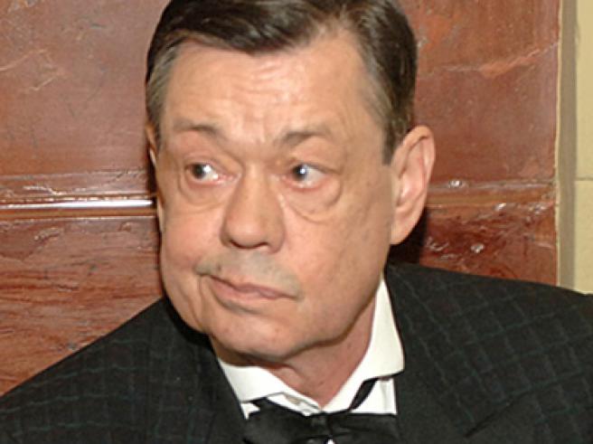 Николай Караченцов отправится на лечение в китай