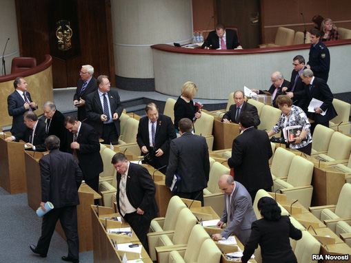 200 000 рублей за слово – принят закон о мате в СМИ