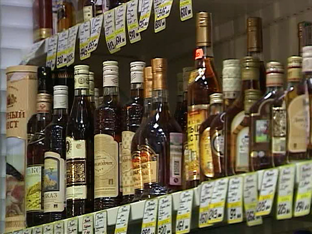 Метанол вместо Hennessy продавали в Омске
