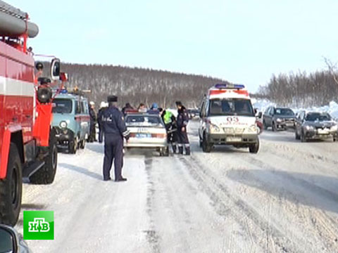 Под Вологдой автобус с детьми из детдома столкнулся с КамАЗом