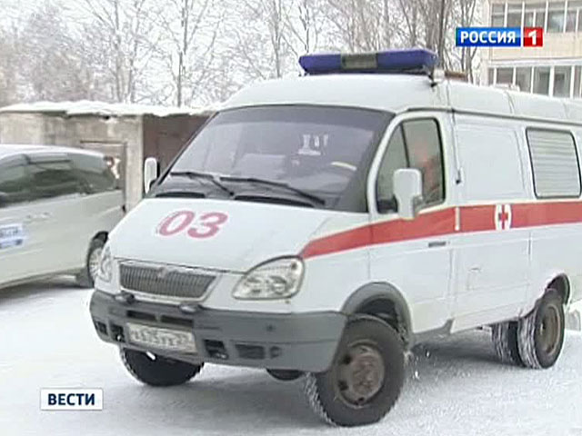 Металлические ворота раздавили ребенка в Красноярске.