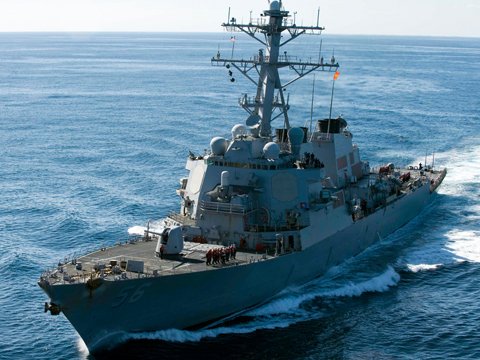 США подогнали к берегам Северной Кореи противоракетный эсминец