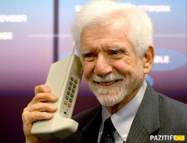 Первому мобильному телефону исполнилось 40 лет