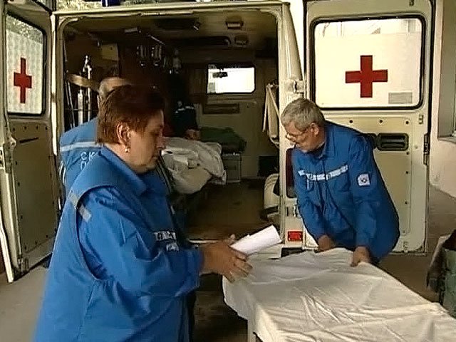 Бабушка ранила ножом внука и зарезала его друга