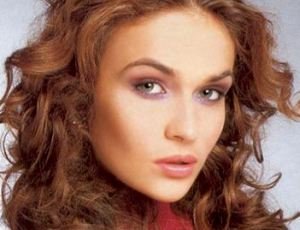 Алена Водонаева переезжает во Францию
