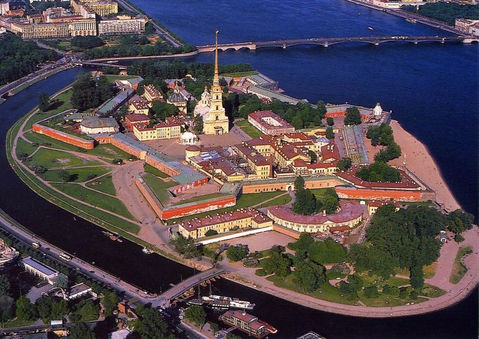 Автобусные экскурсии по Санкт-Петербургу