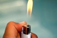 Школьники подожгли мальчика из-за пяти рублей