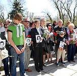 Сотни горожан приняли сегодня участие в митинге на Проспекте Чекистов в Краснодаре.