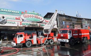 В торговом центре загорелось кафе.