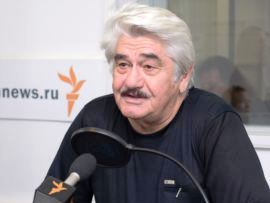 11 мая 2013 года умер Олег Хабалов
