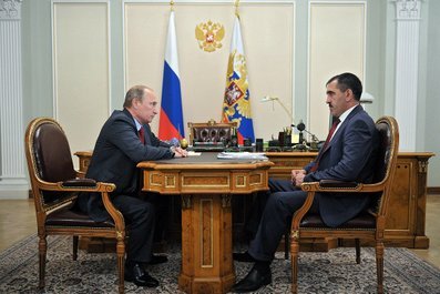 Глава Ингушетии подал в отставку.