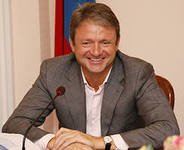 12 тысяч детей играют в футбол в Сочи, в турнире.