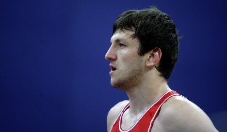 Вольно! Идет борьба.